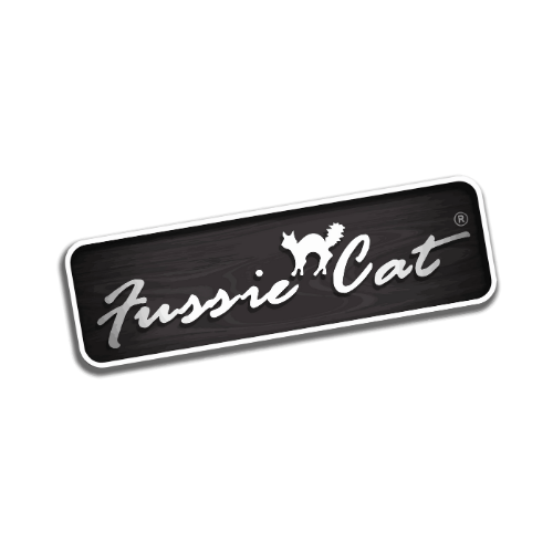Fussie Cat無穀物高肉量貓糧，Physiologically Tuned™調配，滿足愛貓營養需求，提升健康活力。