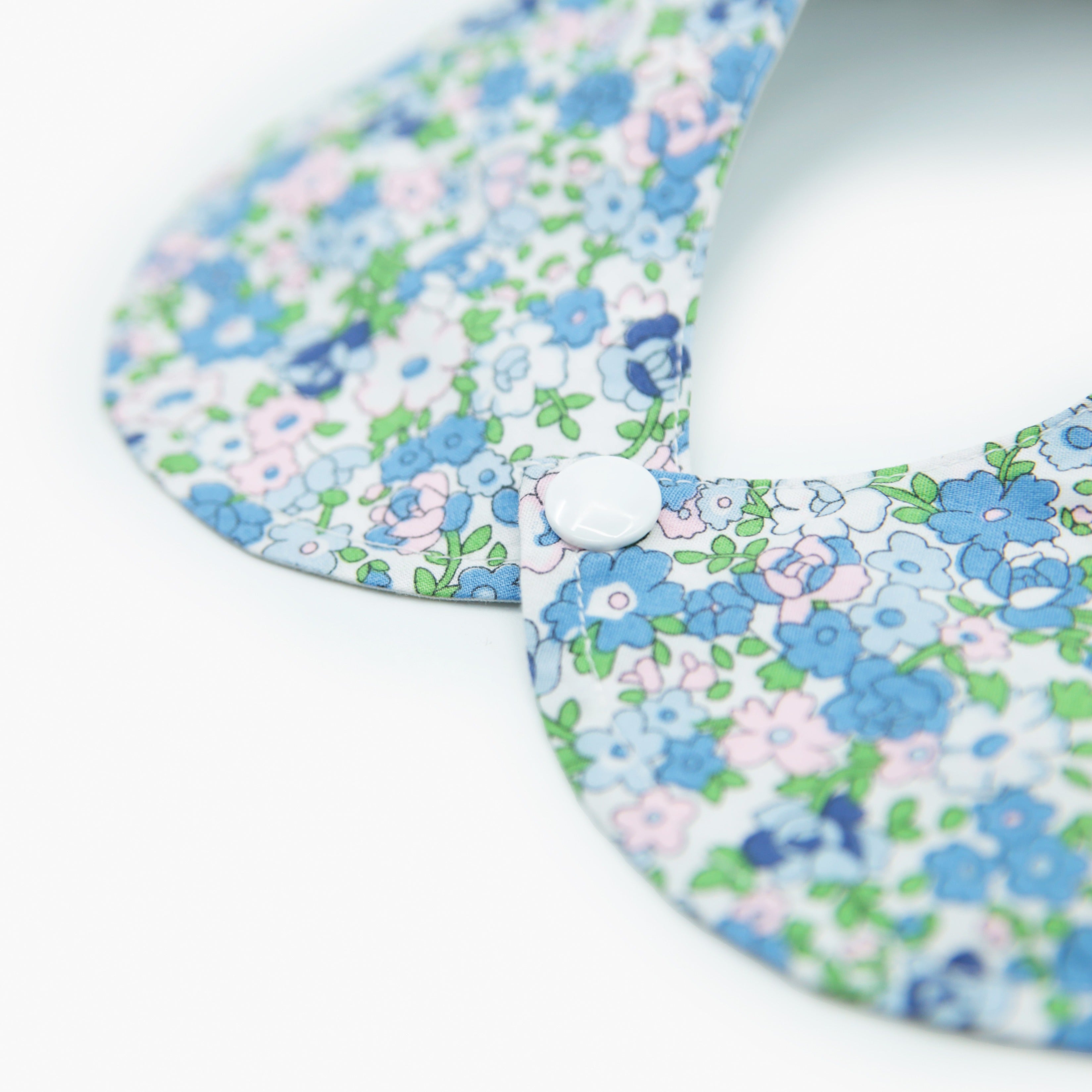 Kanine Dog Button Floral Bib 碎花圍巾