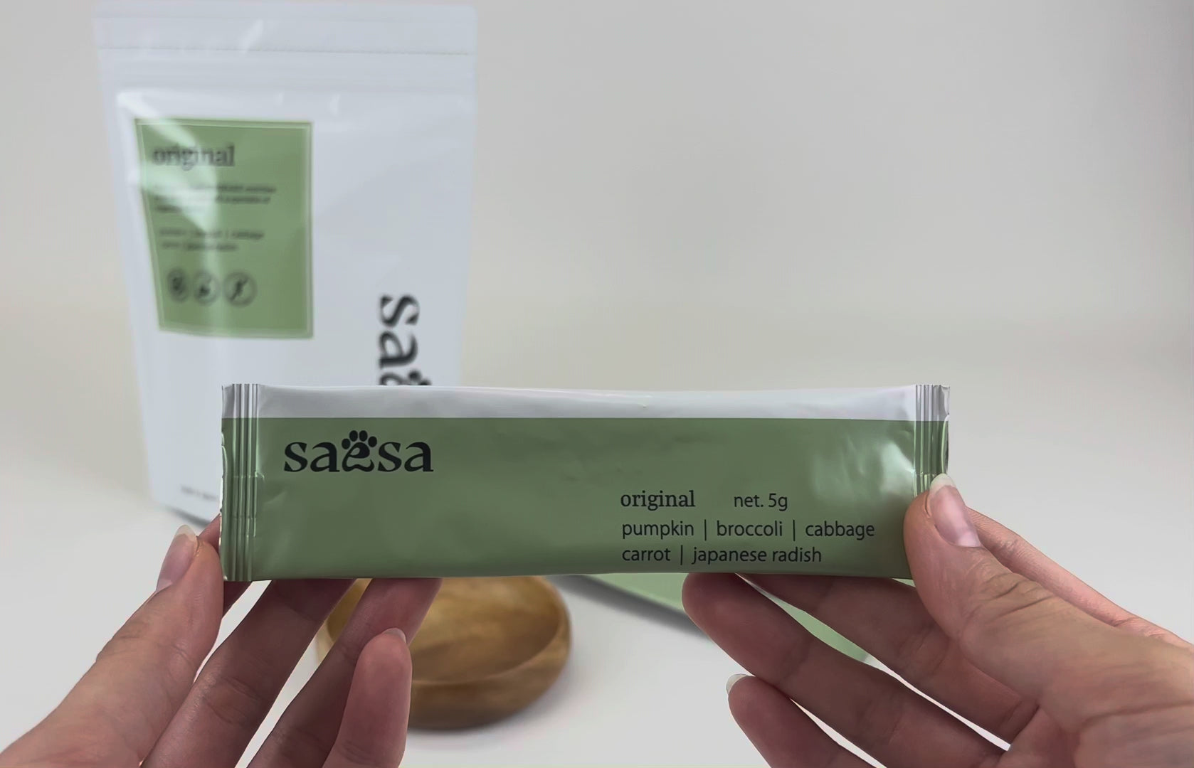 saesa Additive-Free Vegetable Topper 日本製狗狗風乾蔬菜 5g × 10小包